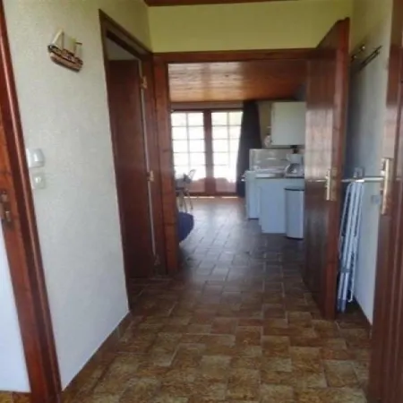 House Agreable Maisonnette Studio Avec Jardin Pour Quatre Personnes Maximum A Sur Mer Sud Vendee Micro Climat. 1 *